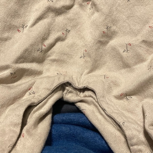 Zara Kids One Piece in Light Beige with little flowers on it. - Picture 6 of 8